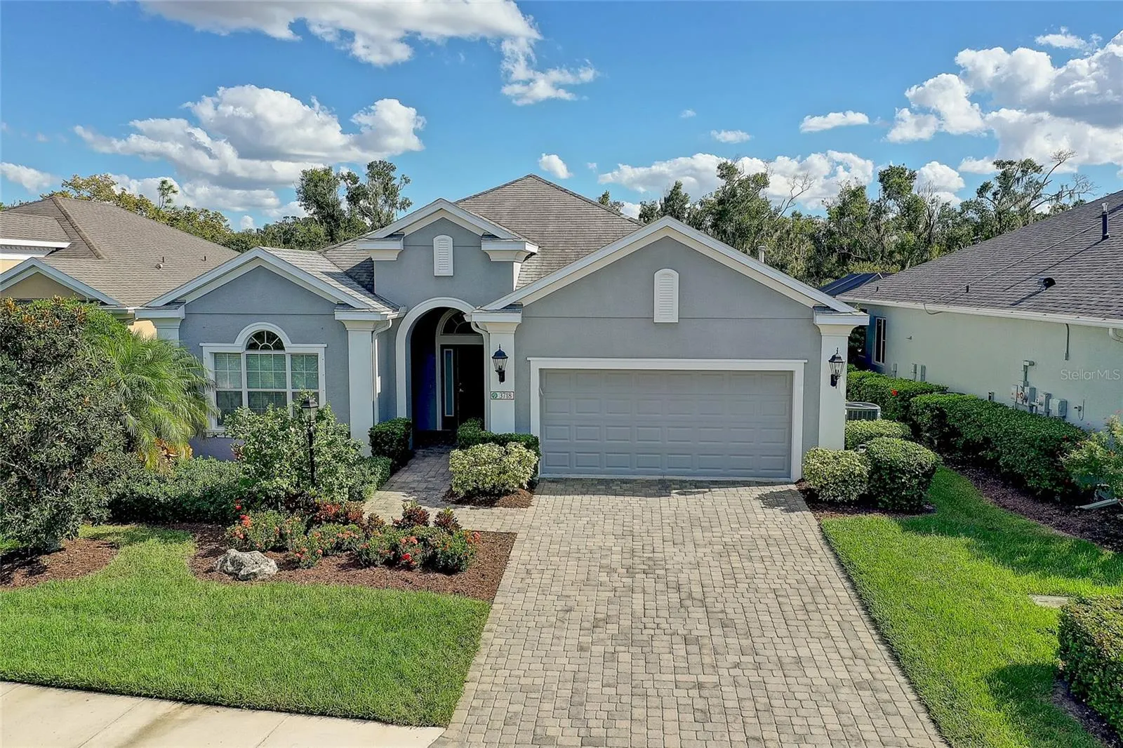3718 WOODCLIFF LAKE TER