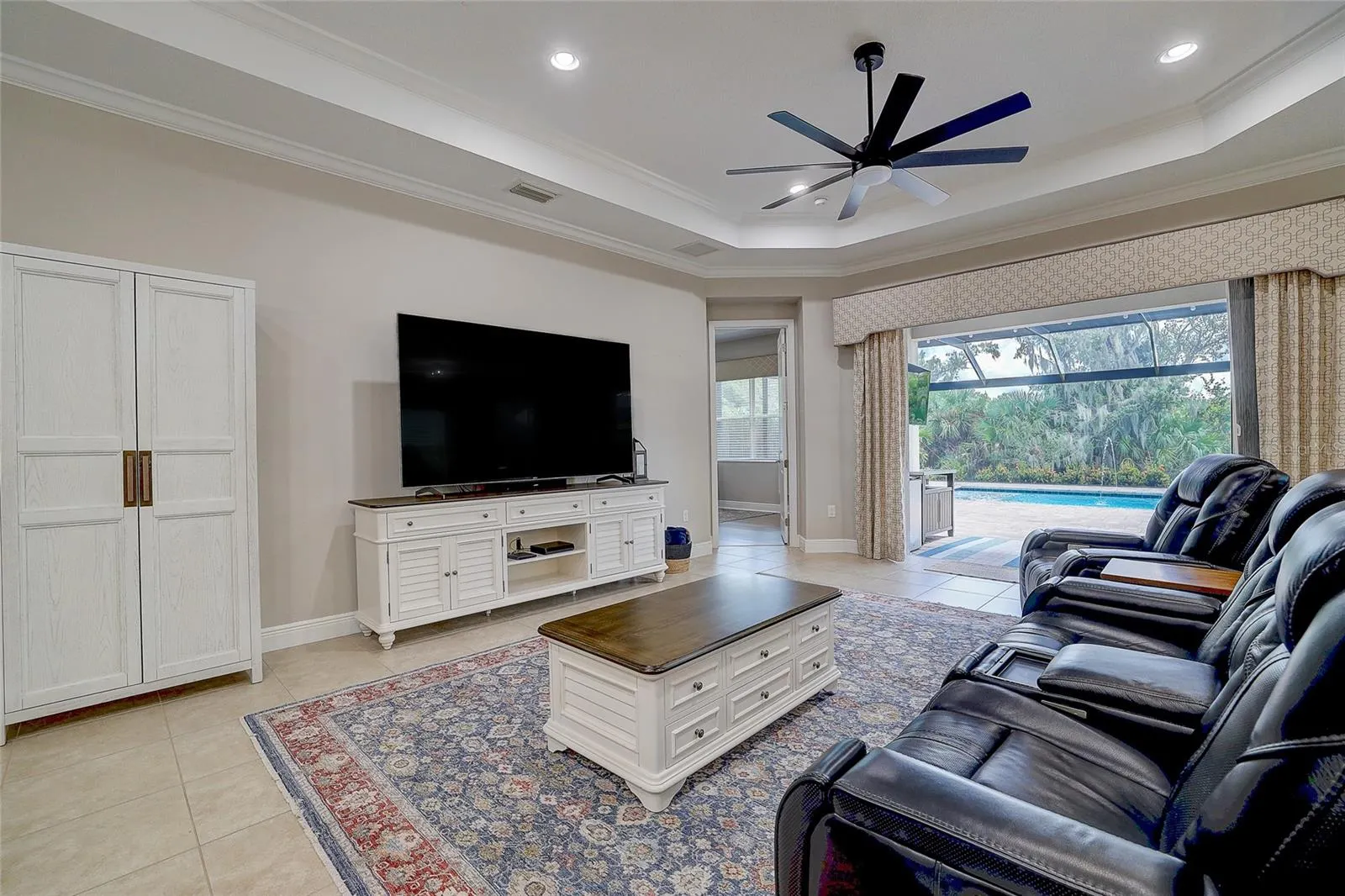 3718 WOODCLIFF LAKE TER
