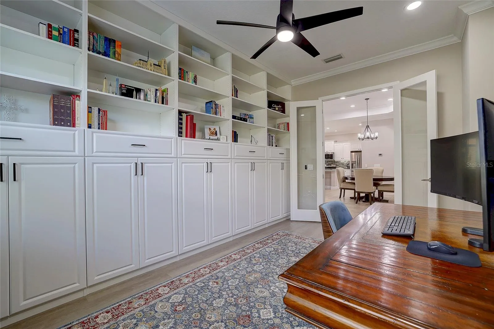 3718 WOODCLIFF LAKE TER