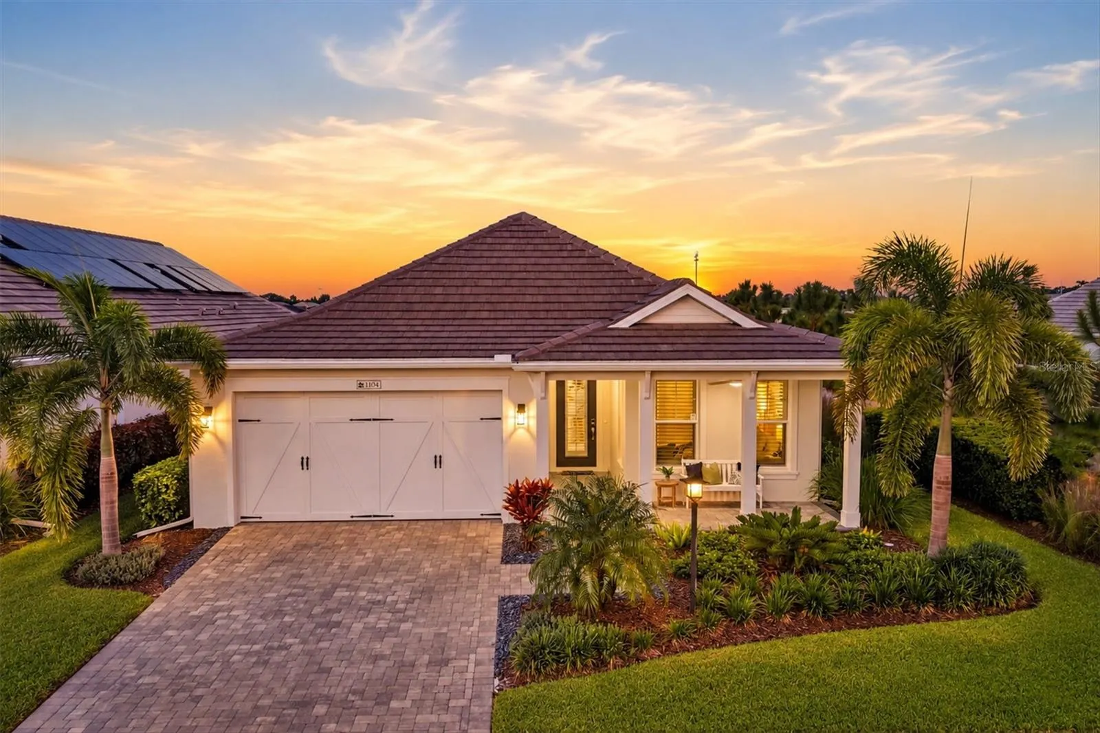 1104 WATERLINE CT