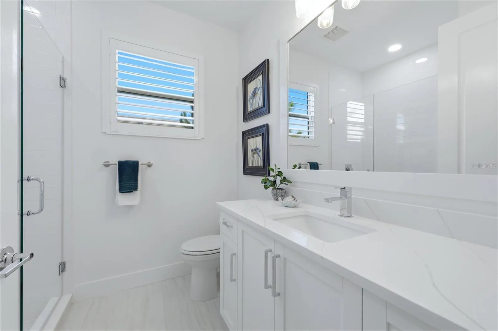 1104 WATERLINE CT