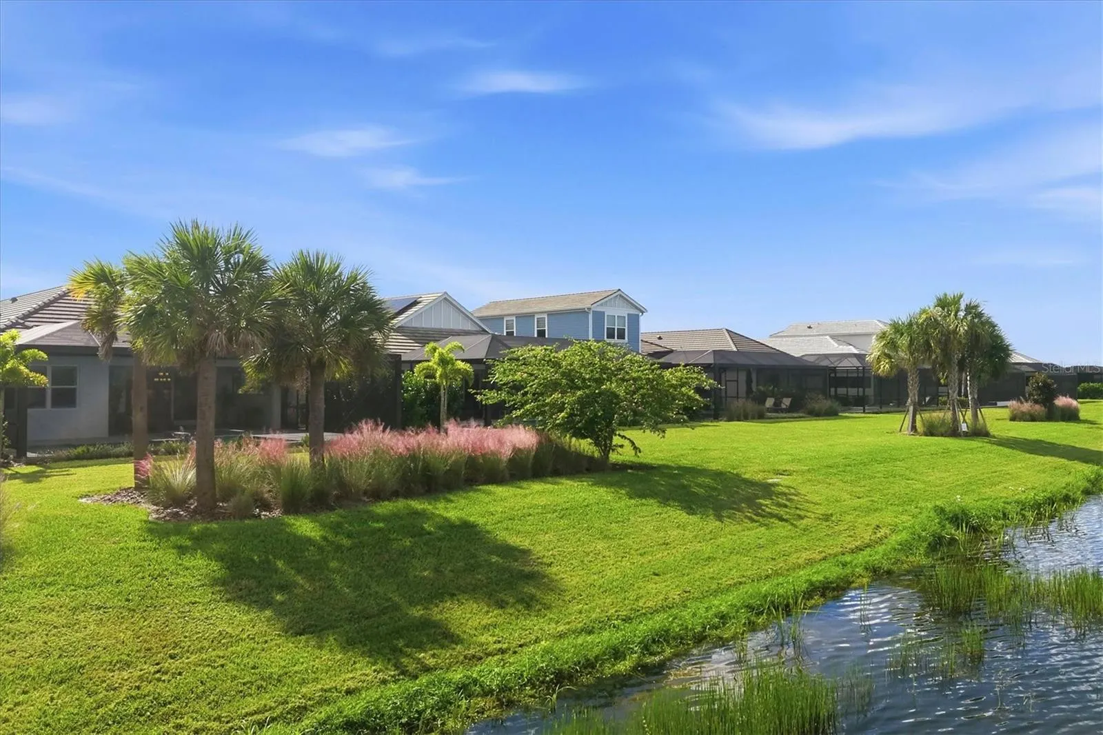 1104 WATERLINE CT