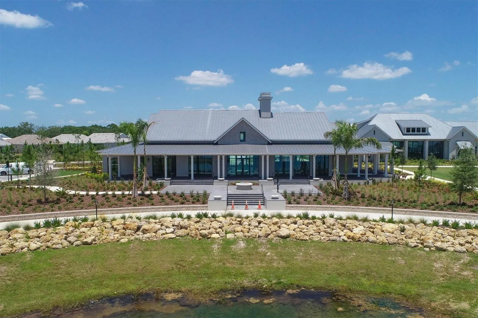 1104 WATERLINE CT