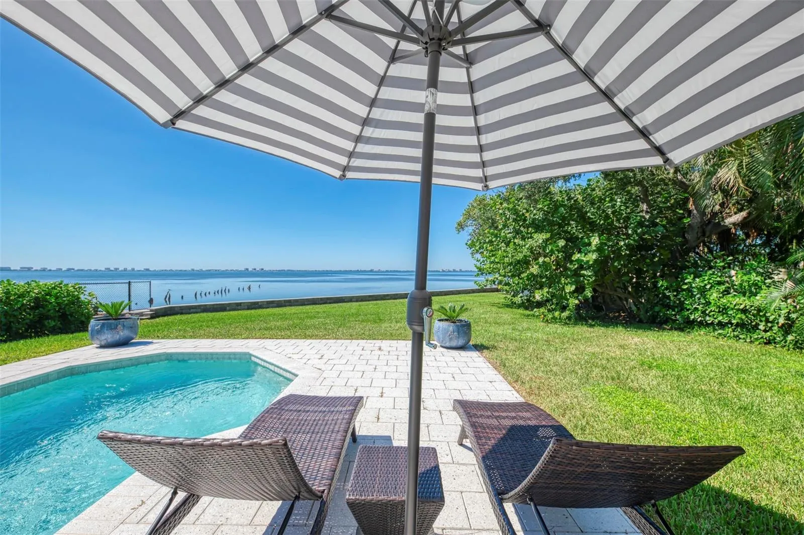 3931 BAY SHORE RD