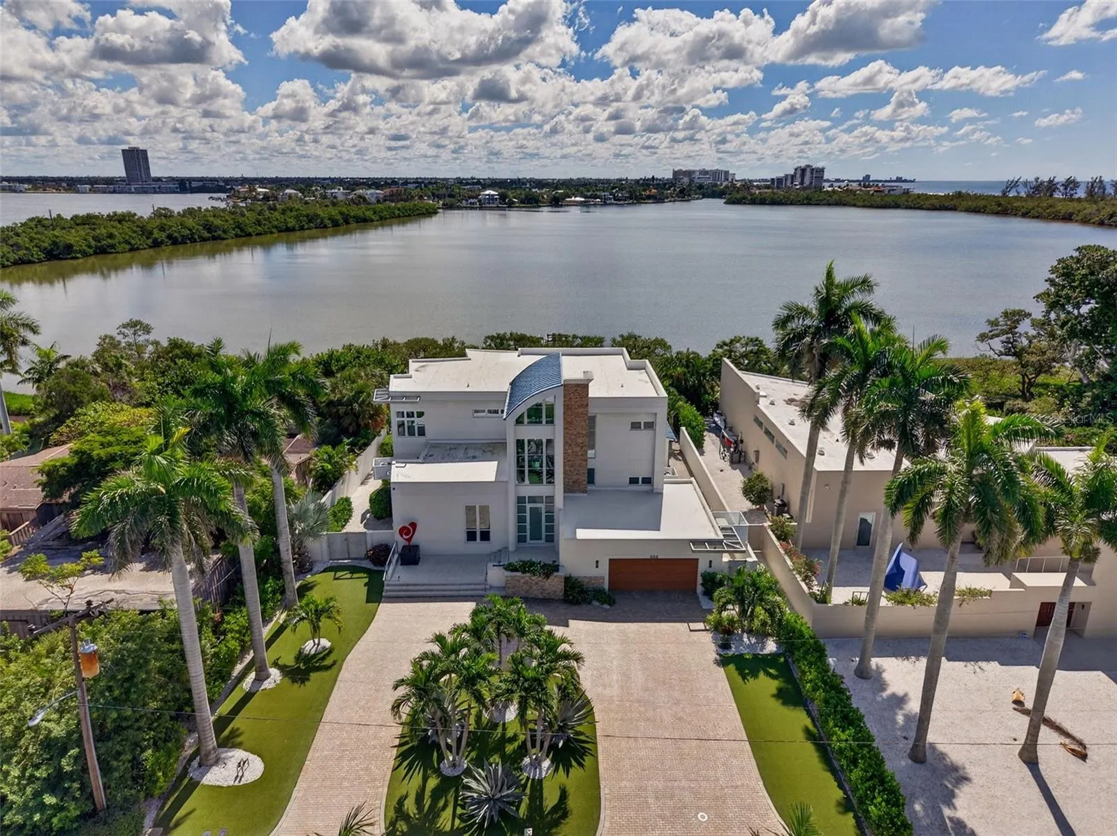 222 MORNINGSIDE DR