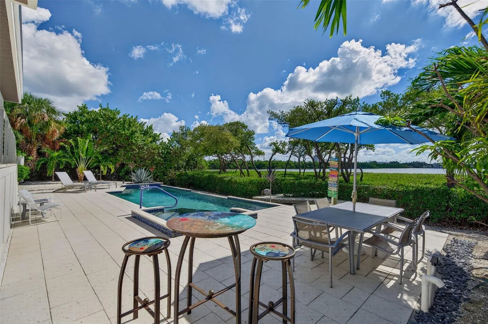 222 MORNINGSIDE DR