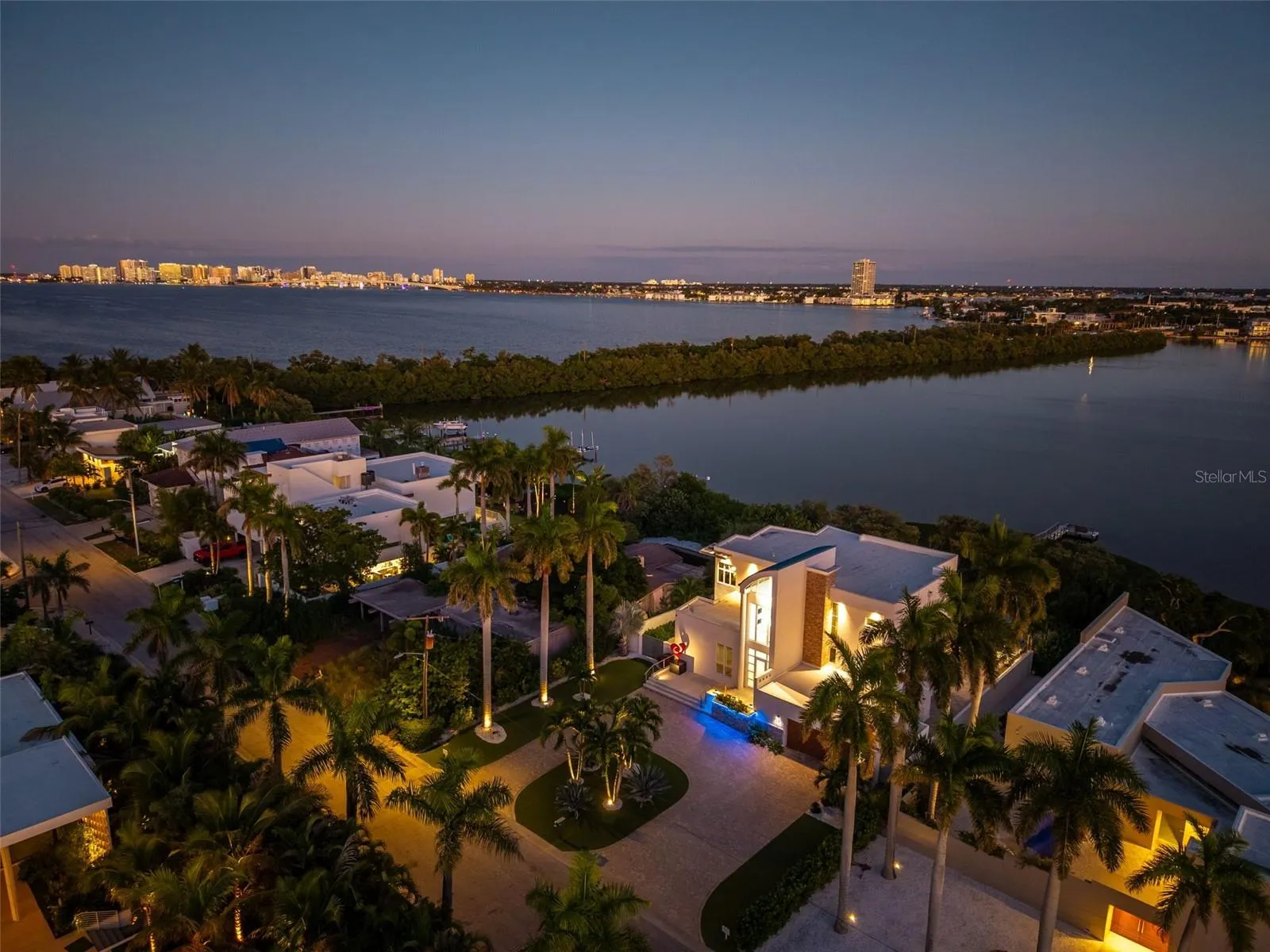 222 MORNINGSIDE DR
