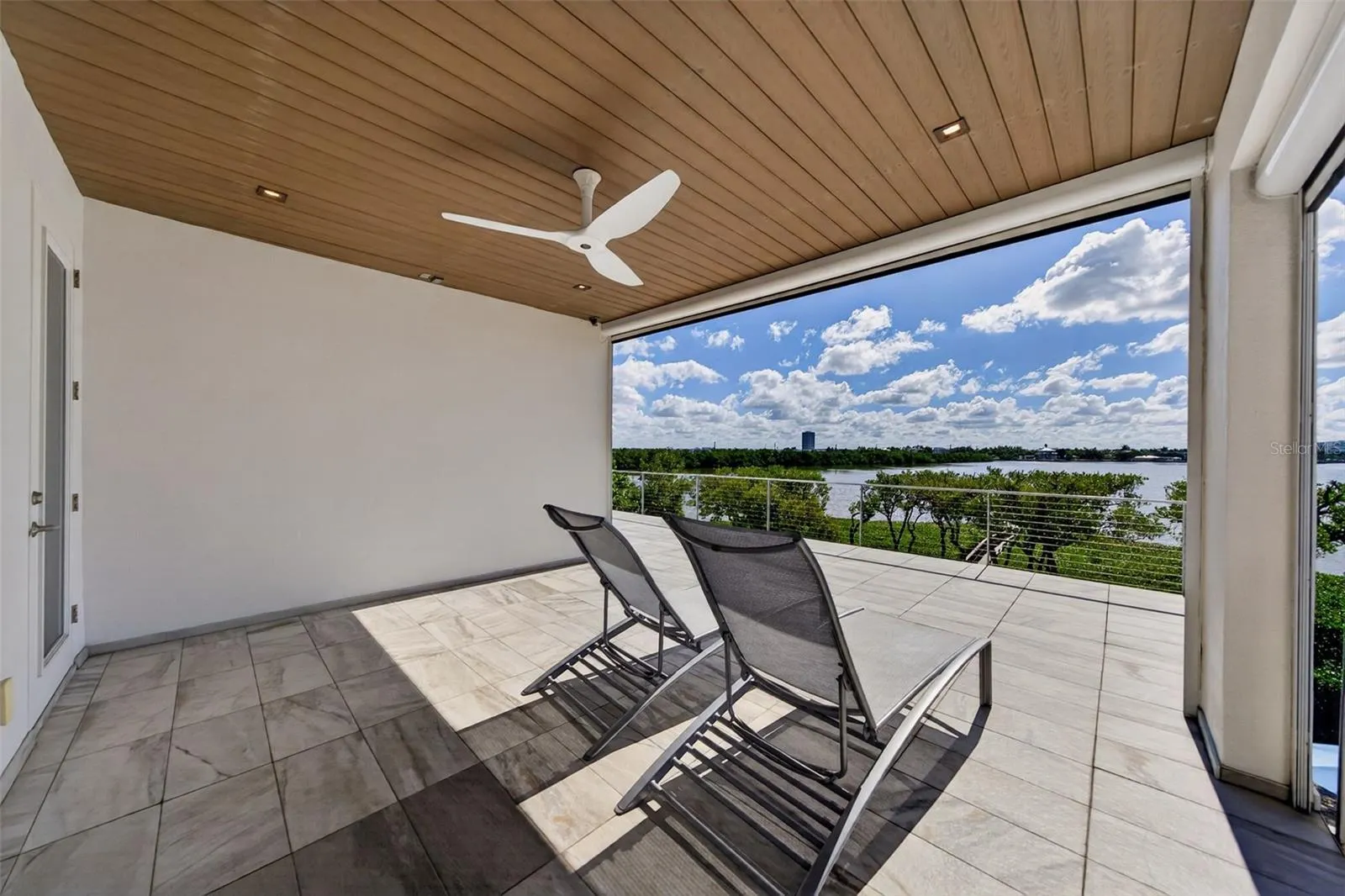 222 MORNINGSIDE DR