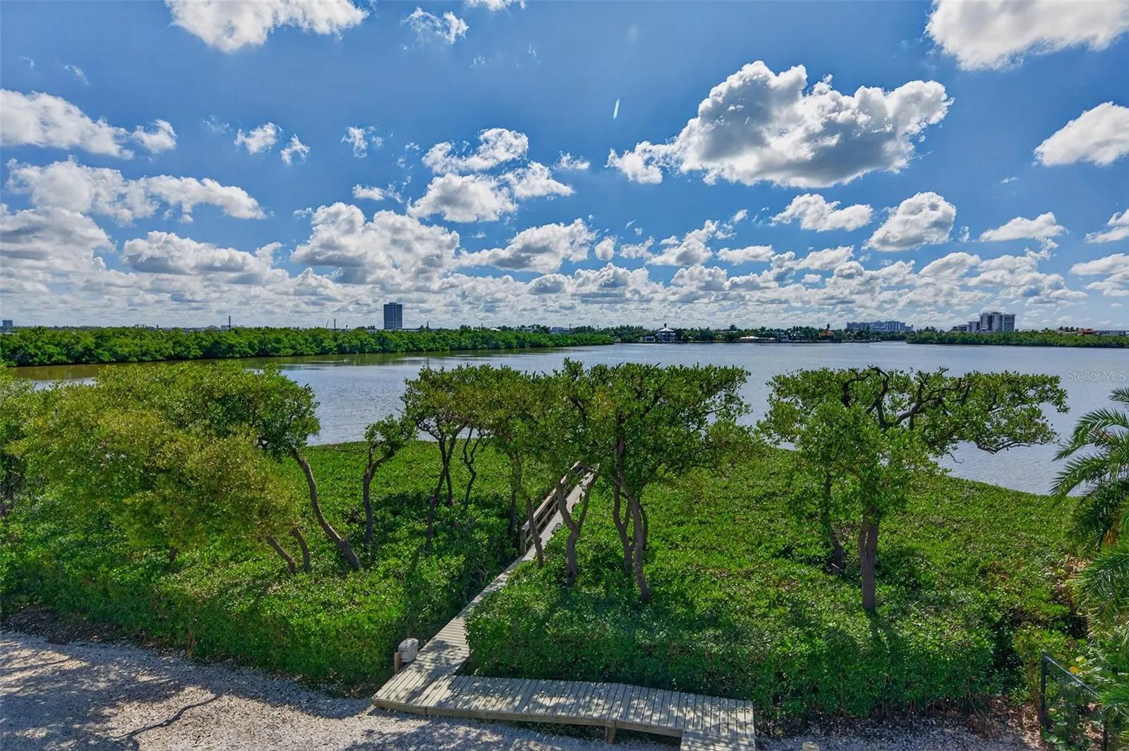 222 MORNINGSIDE DR