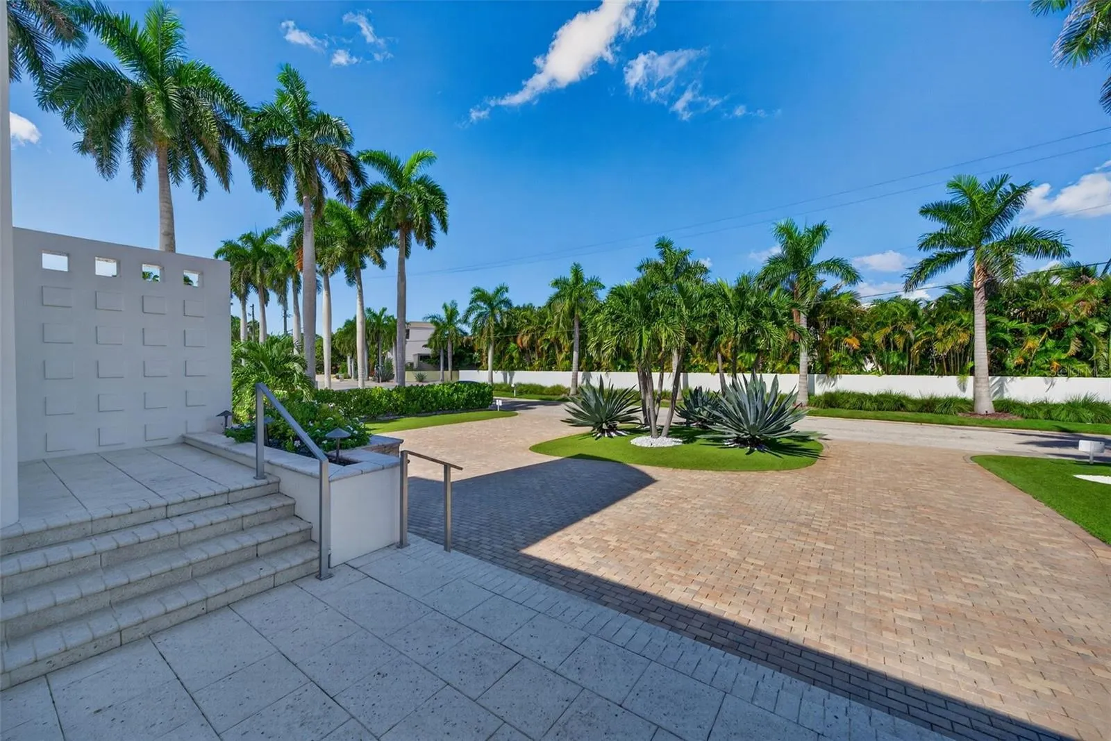 222 MORNINGSIDE DR