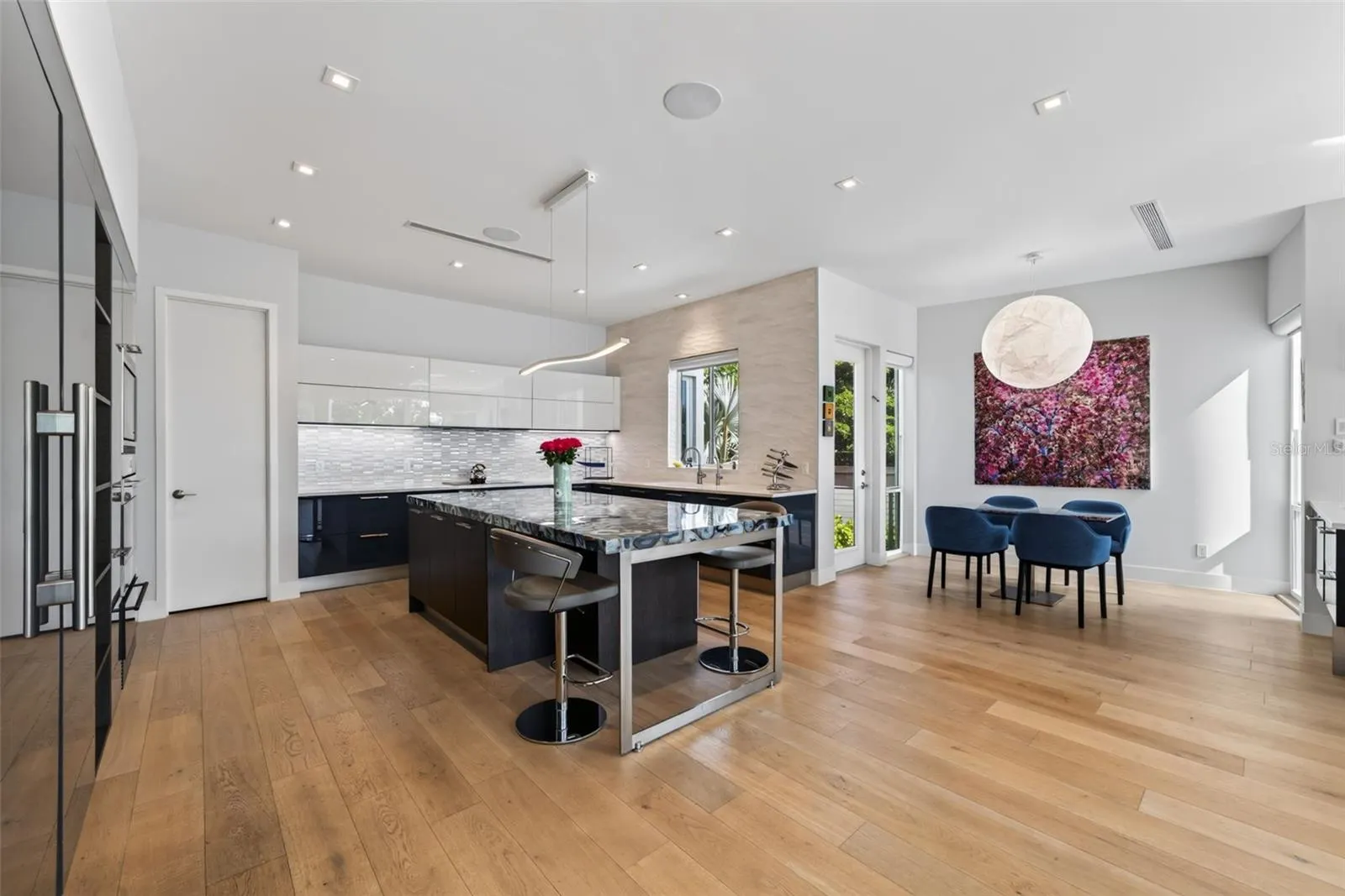 222 MORNINGSIDE DR