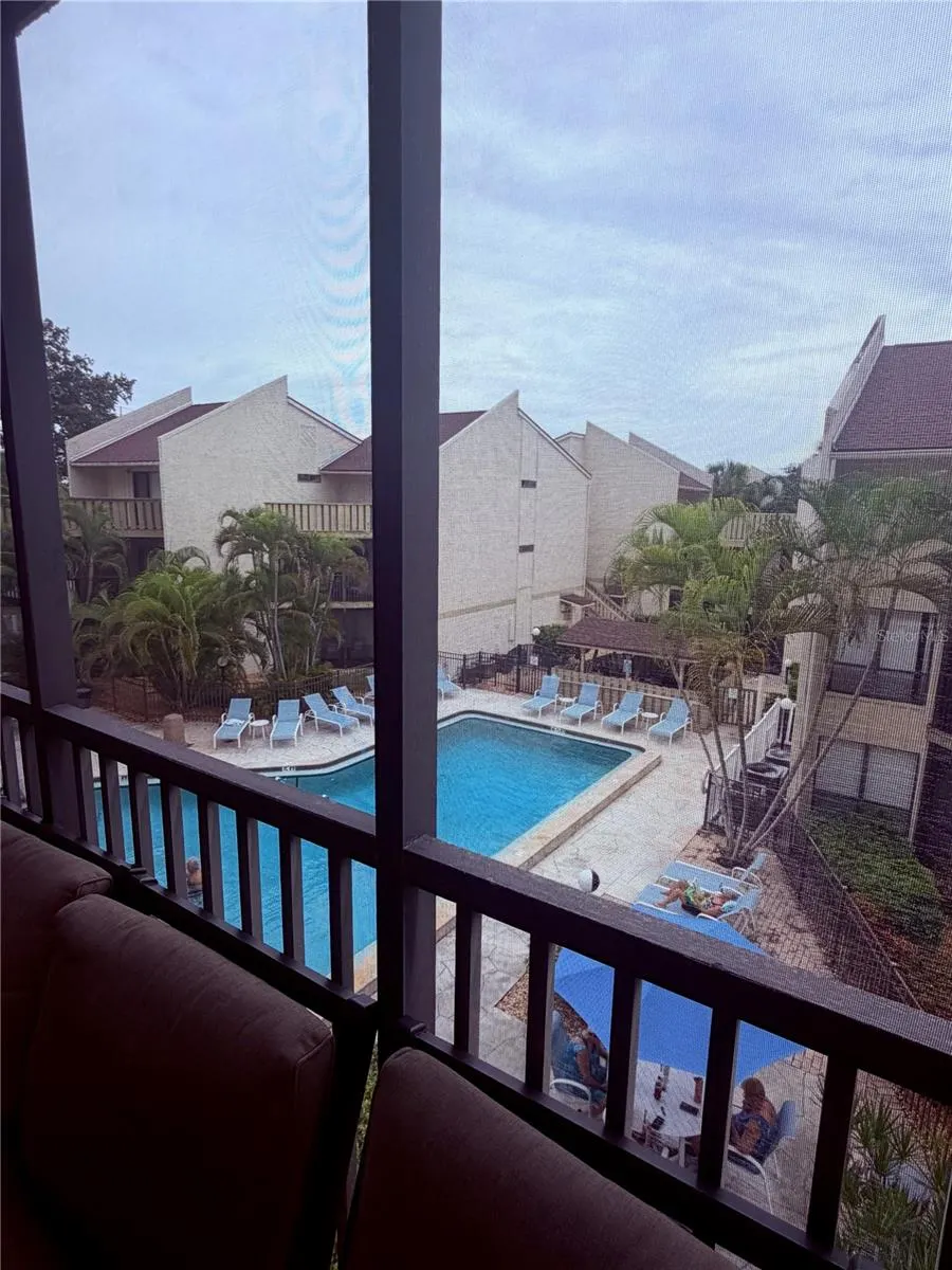 6157 MIDNIGHT PASS RD #E53 #E53