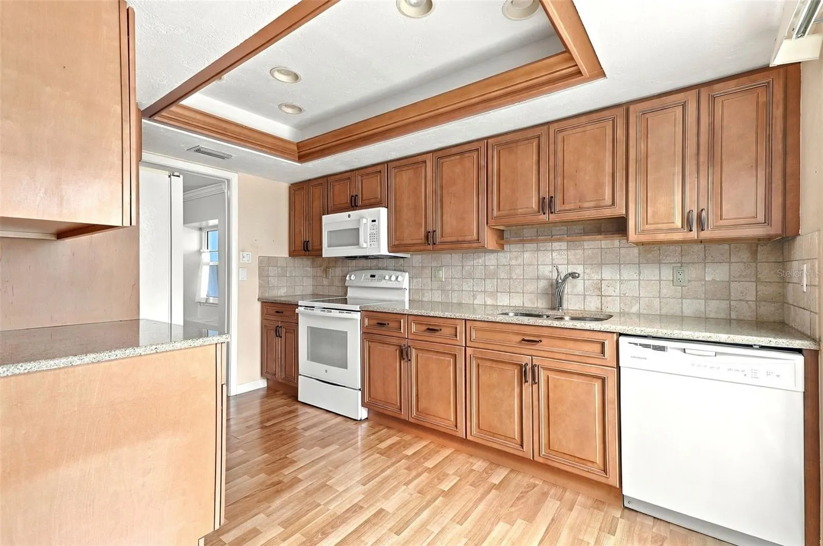 6272 GREEN VIEW CIR #114 #114
