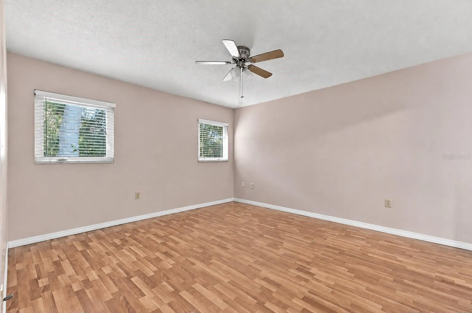 6272 GREEN VIEW CIR #114 #114