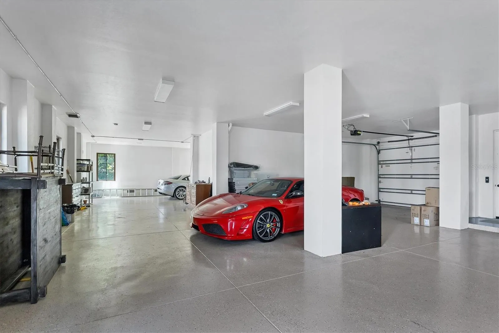 315 S SHORE DR