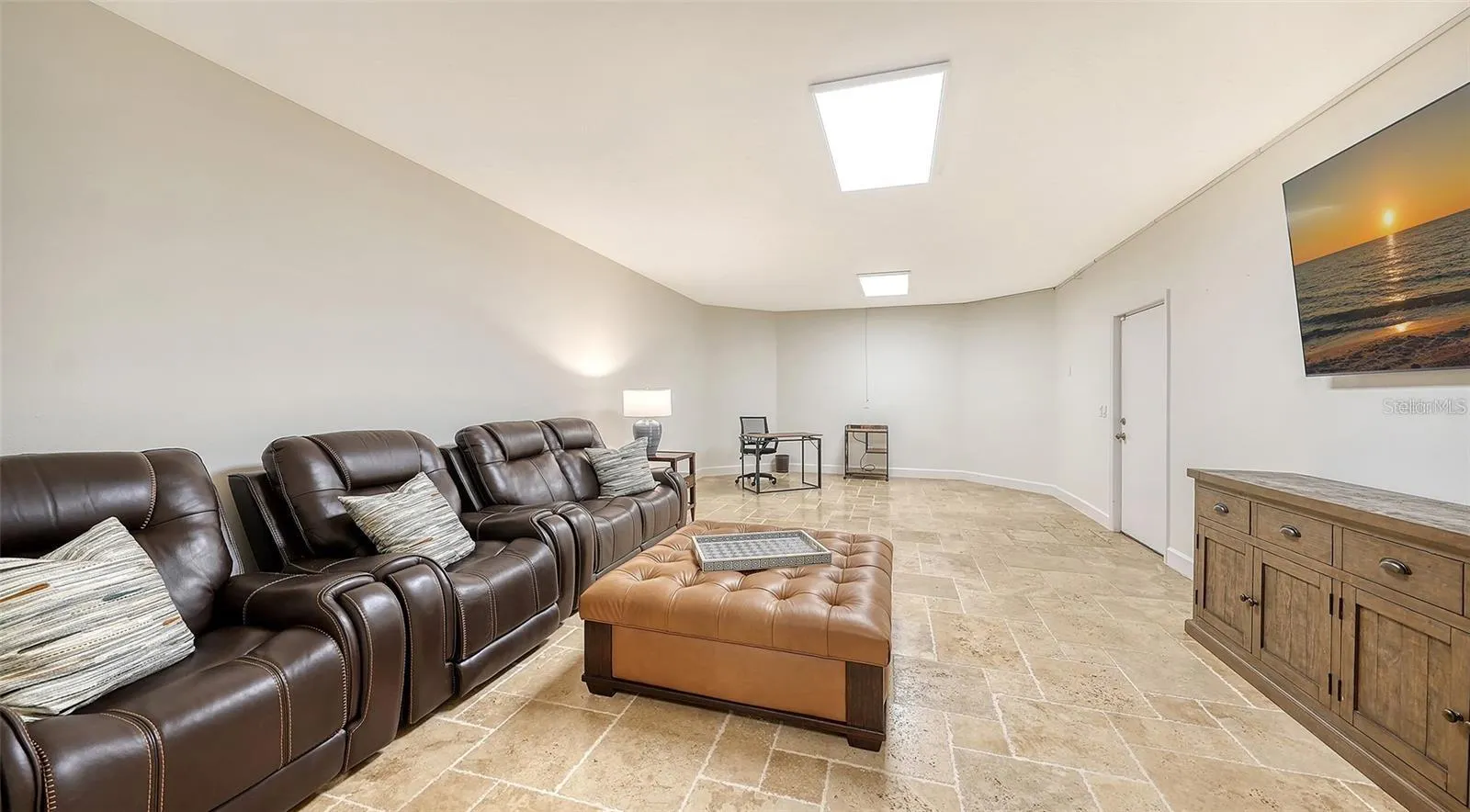 1023 TOCOBAGA LN