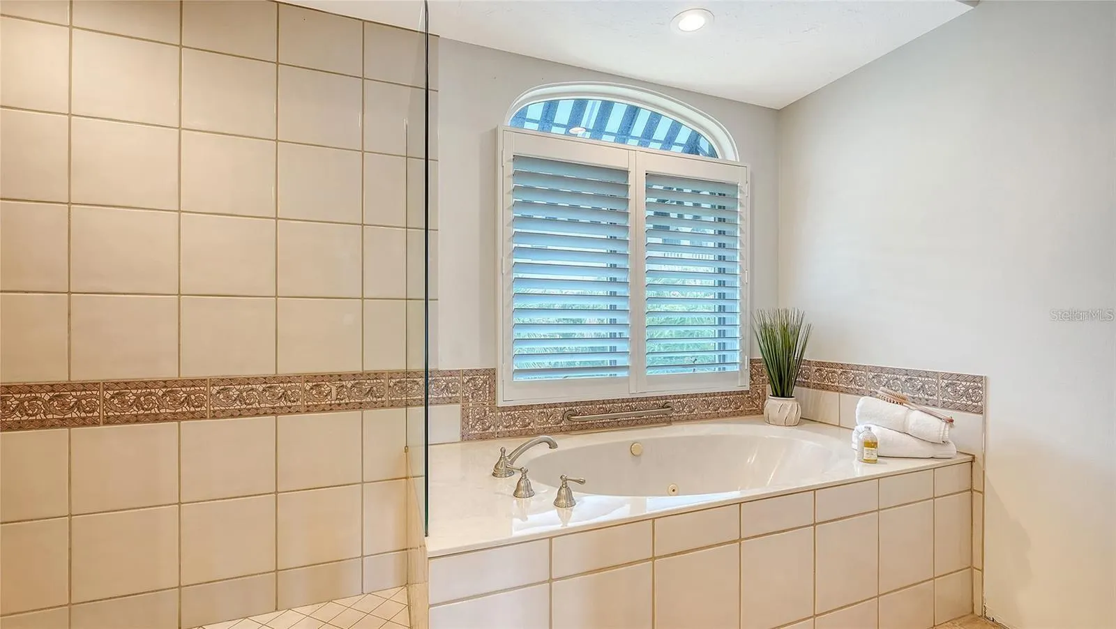 1023 TOCOBAGA LN