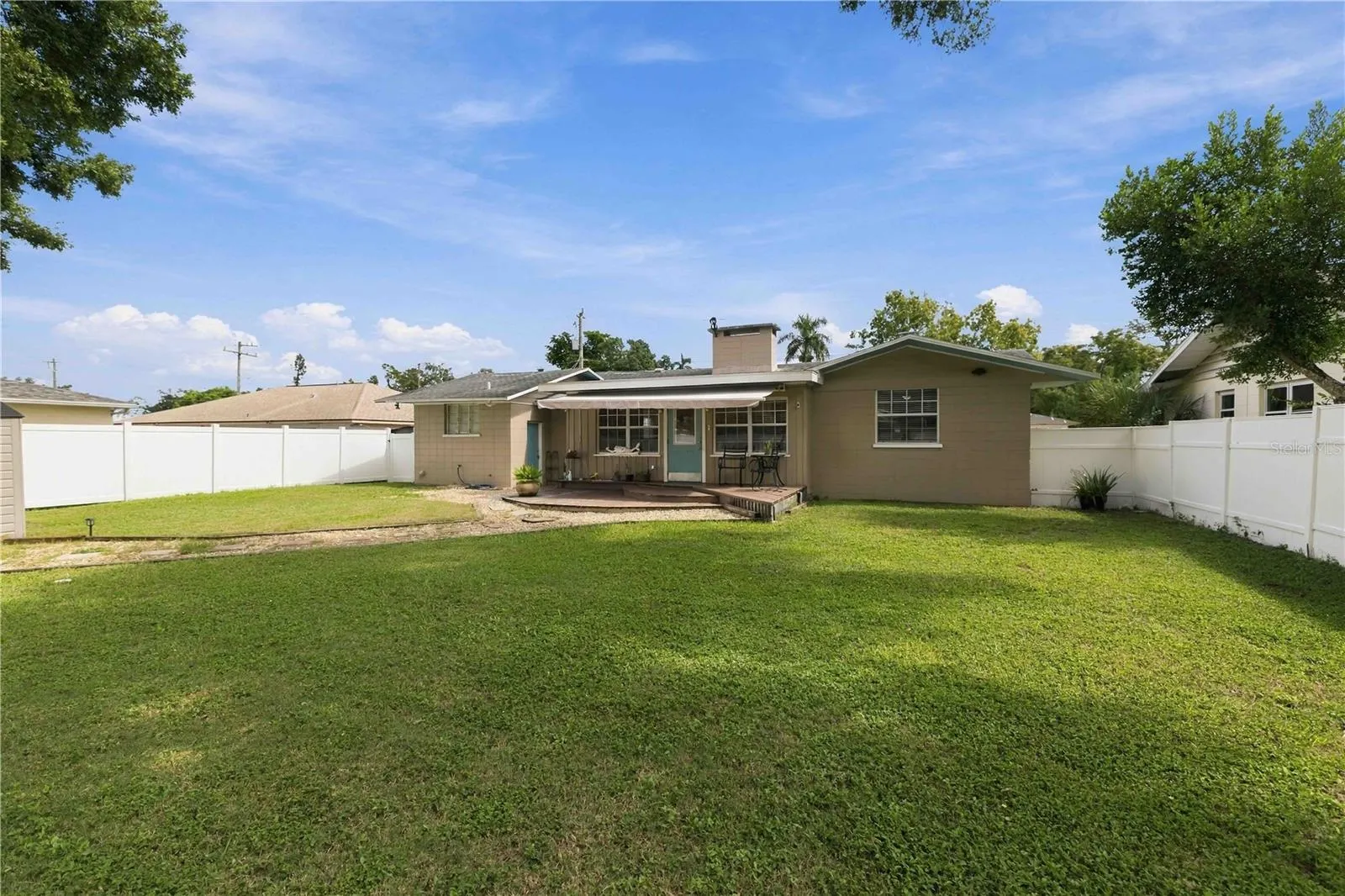 710 26TH ST W