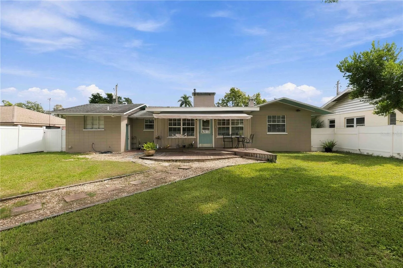710 26TH ST W