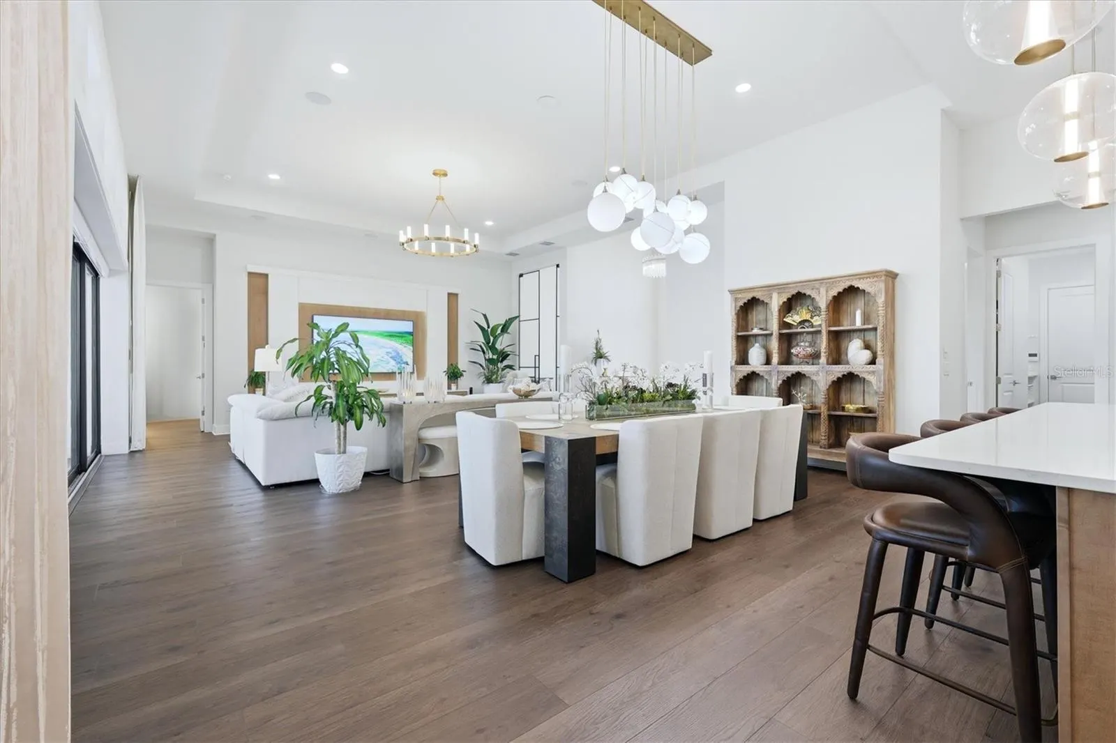 18504 FOXTAIL LOOP