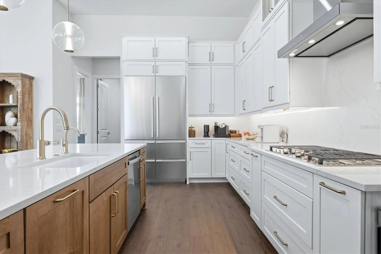 18504 FOXTAIL LOOP