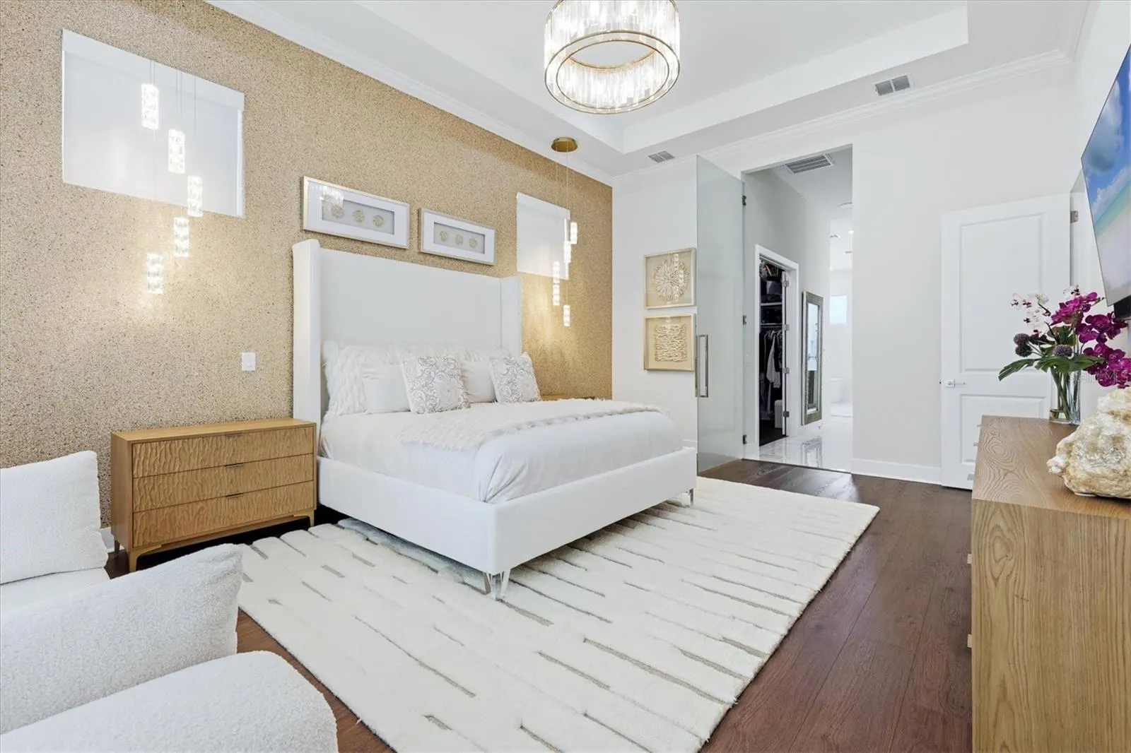 18504 FOXTAIL LOOP