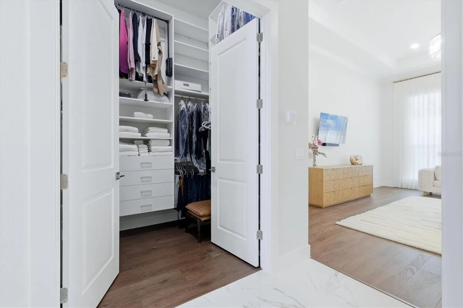18504 FOXTAIL LOOP