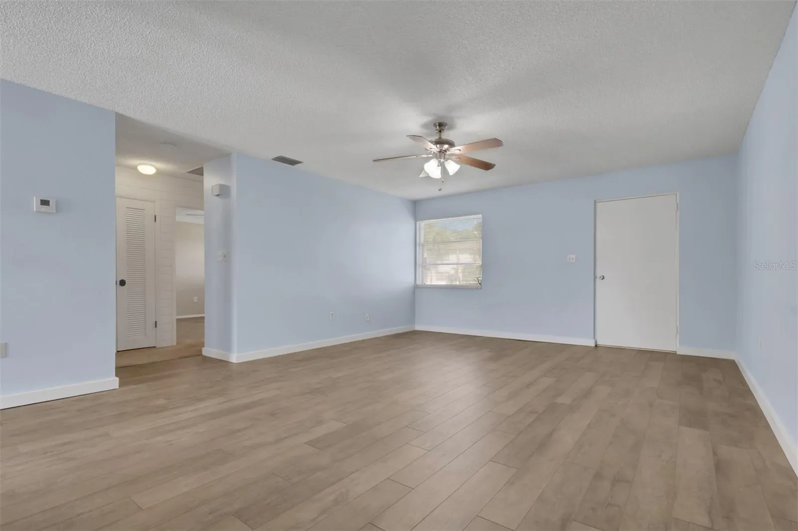 180 CYPRESS WAY E #C218 #C218