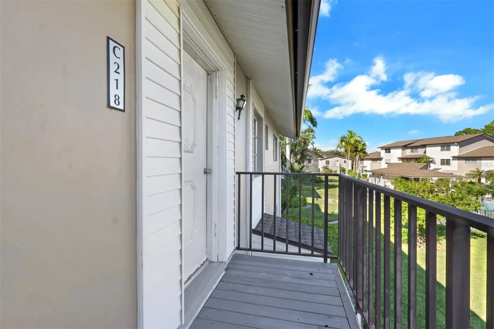 180 CYPRESS WAY E #C218 #C218