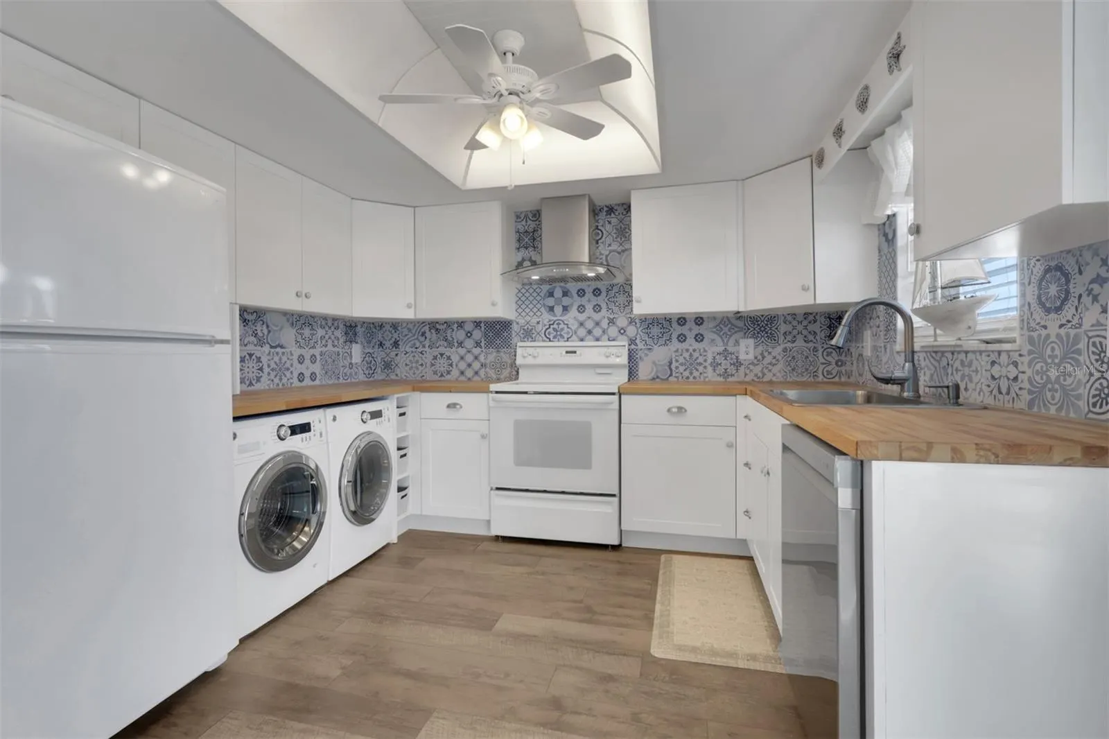 180 CYPRESS WAY E #C218 #C218