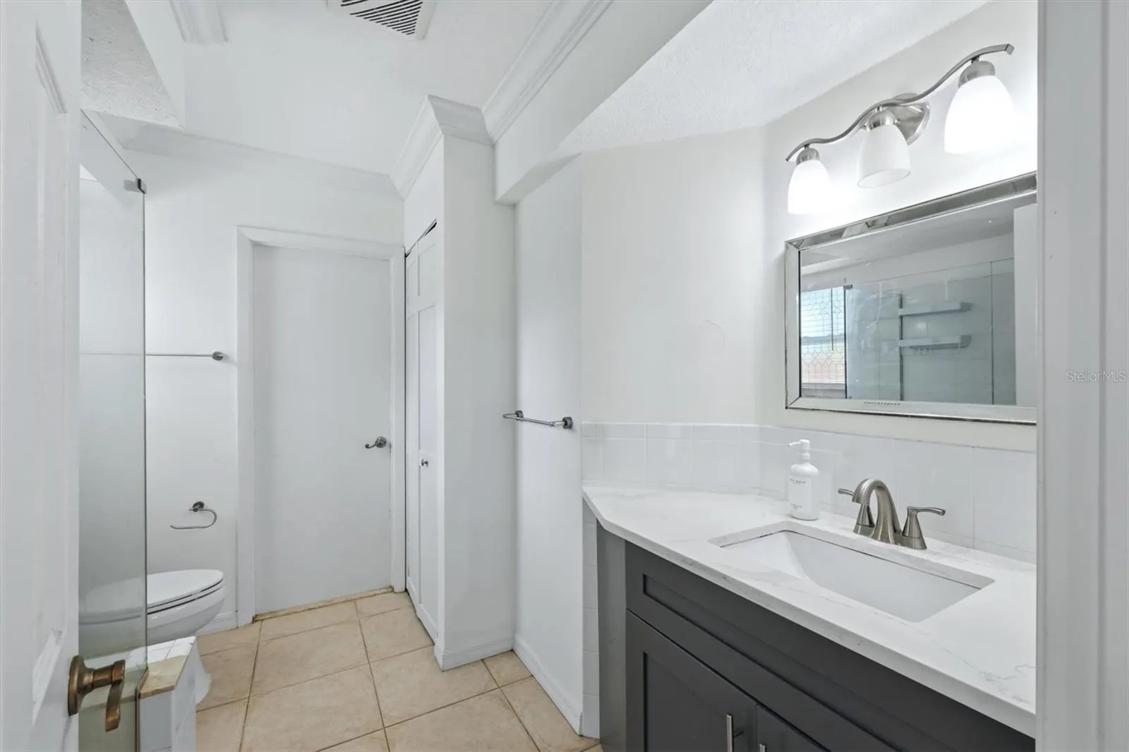 828 PONDEROSA PINE LN