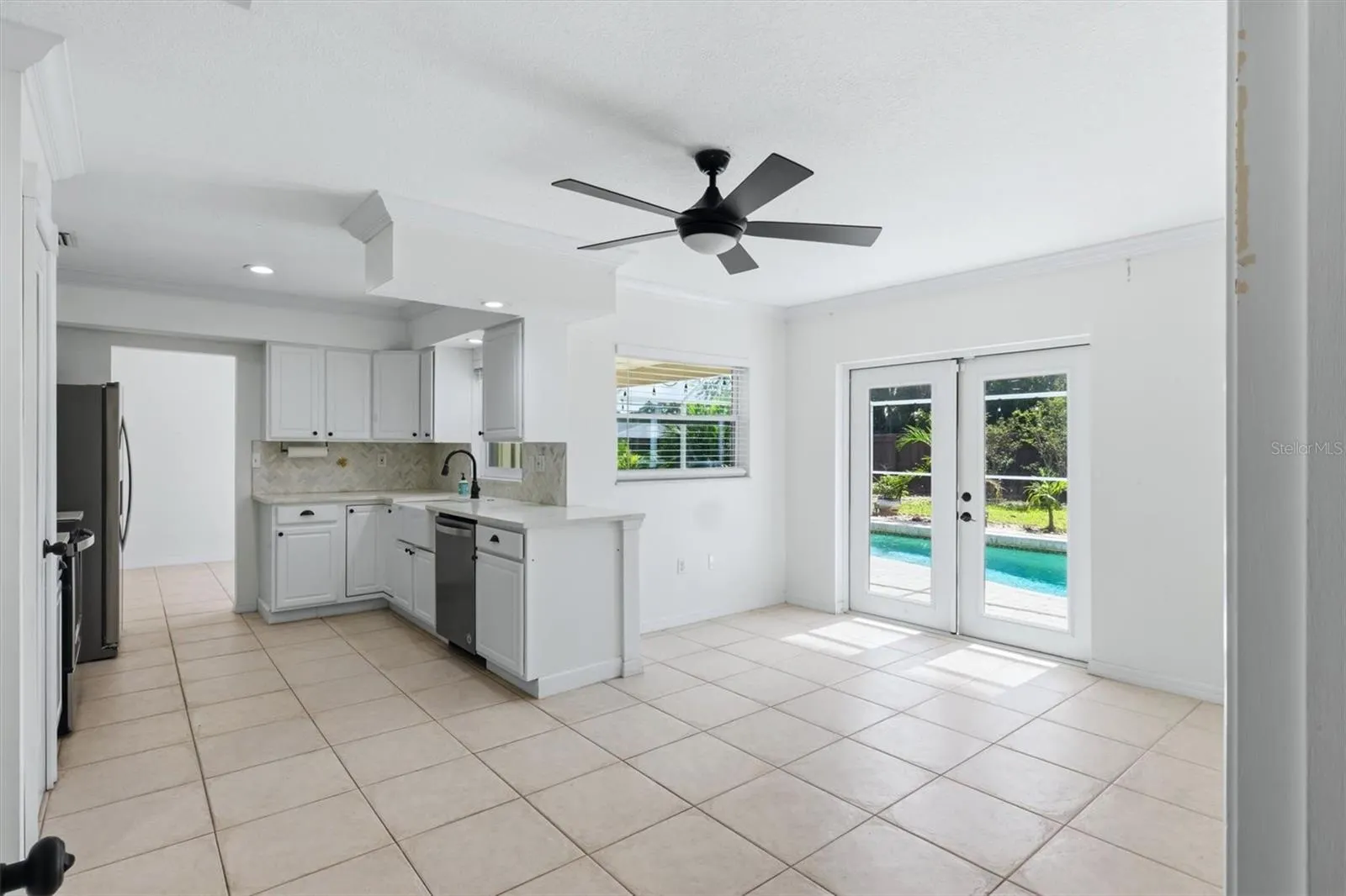 828 PONDEROSA PINE LN