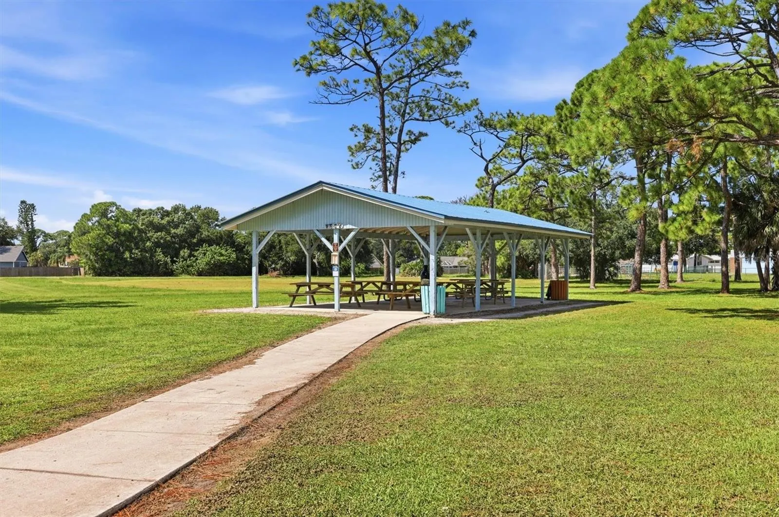 828 PONDEROSA PINE LN