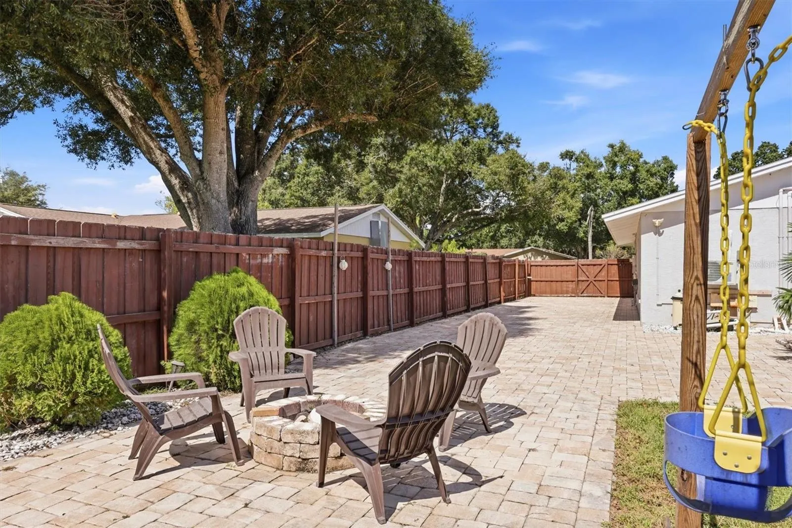 828 PONDEROSA PINE LN