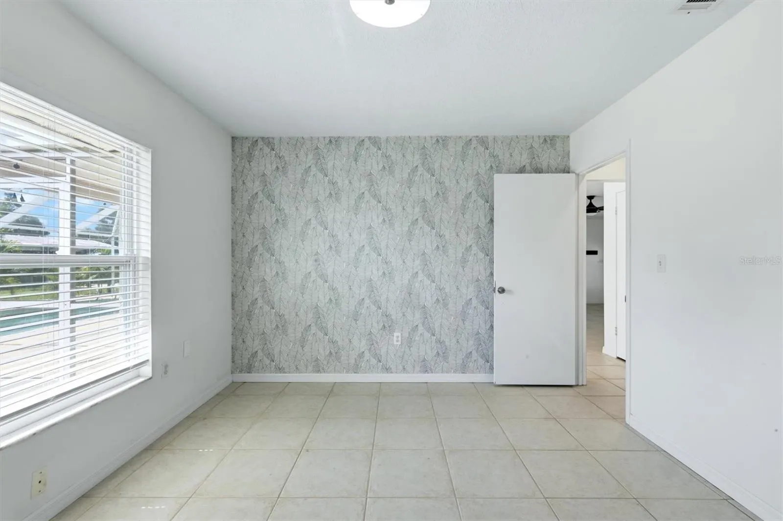 828 PONDEROSA PINE LN