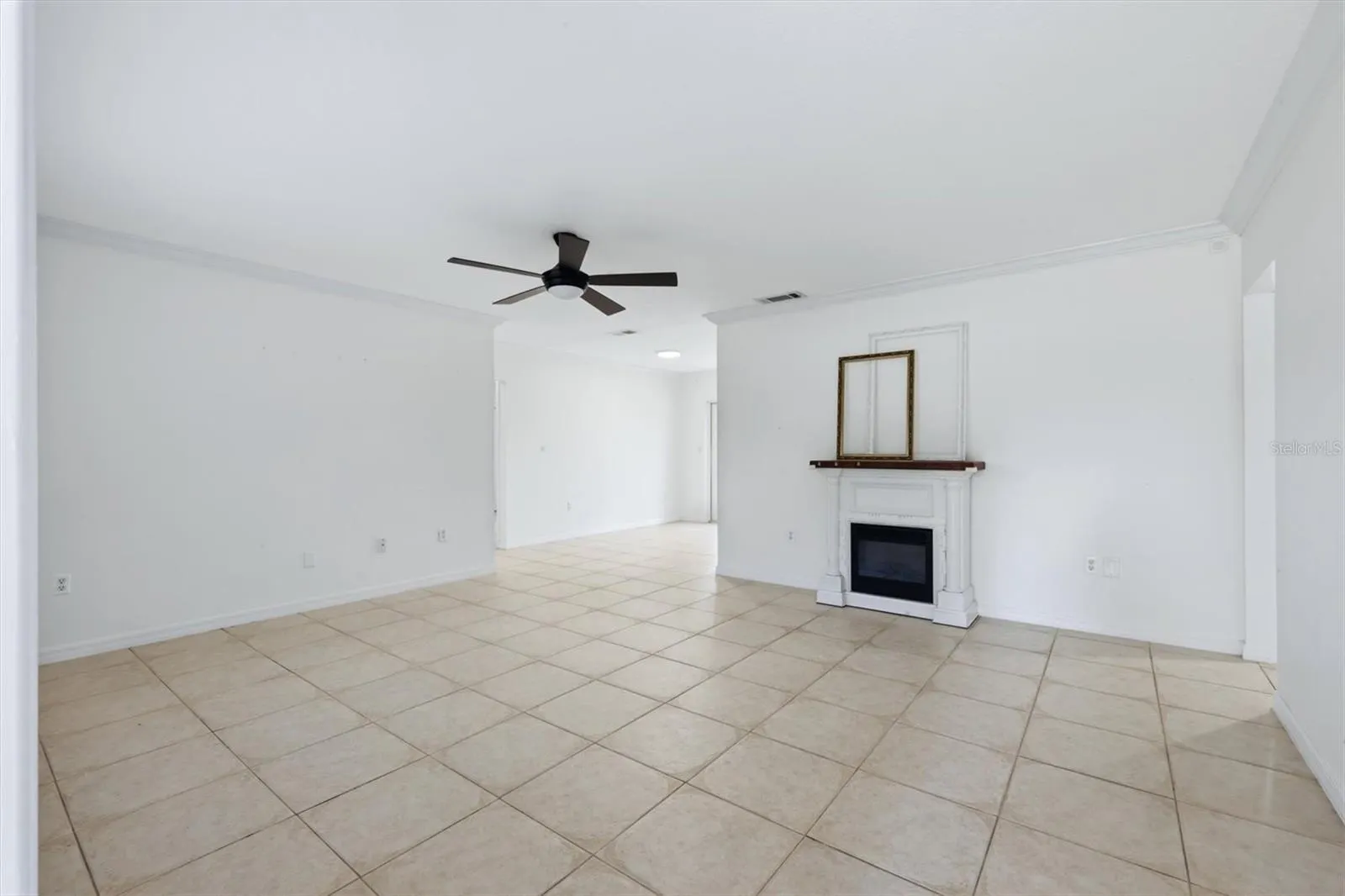 828 PONDEROSA PINE LN