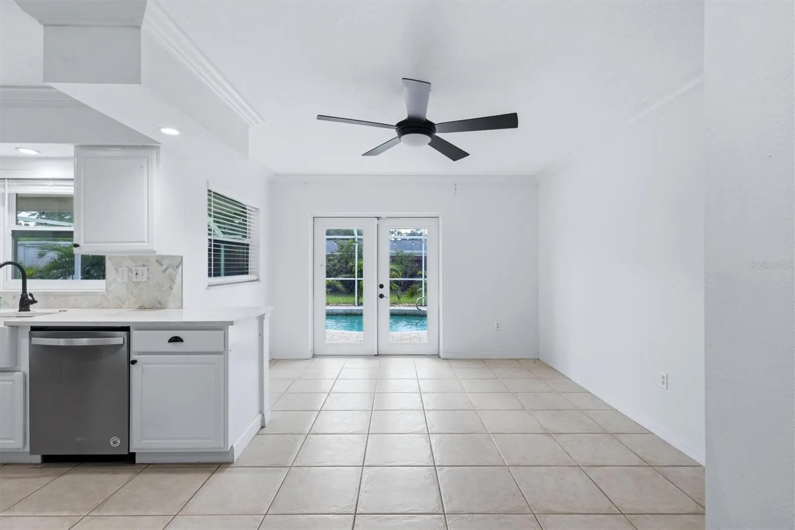 828 PONDEROSA PINE LN