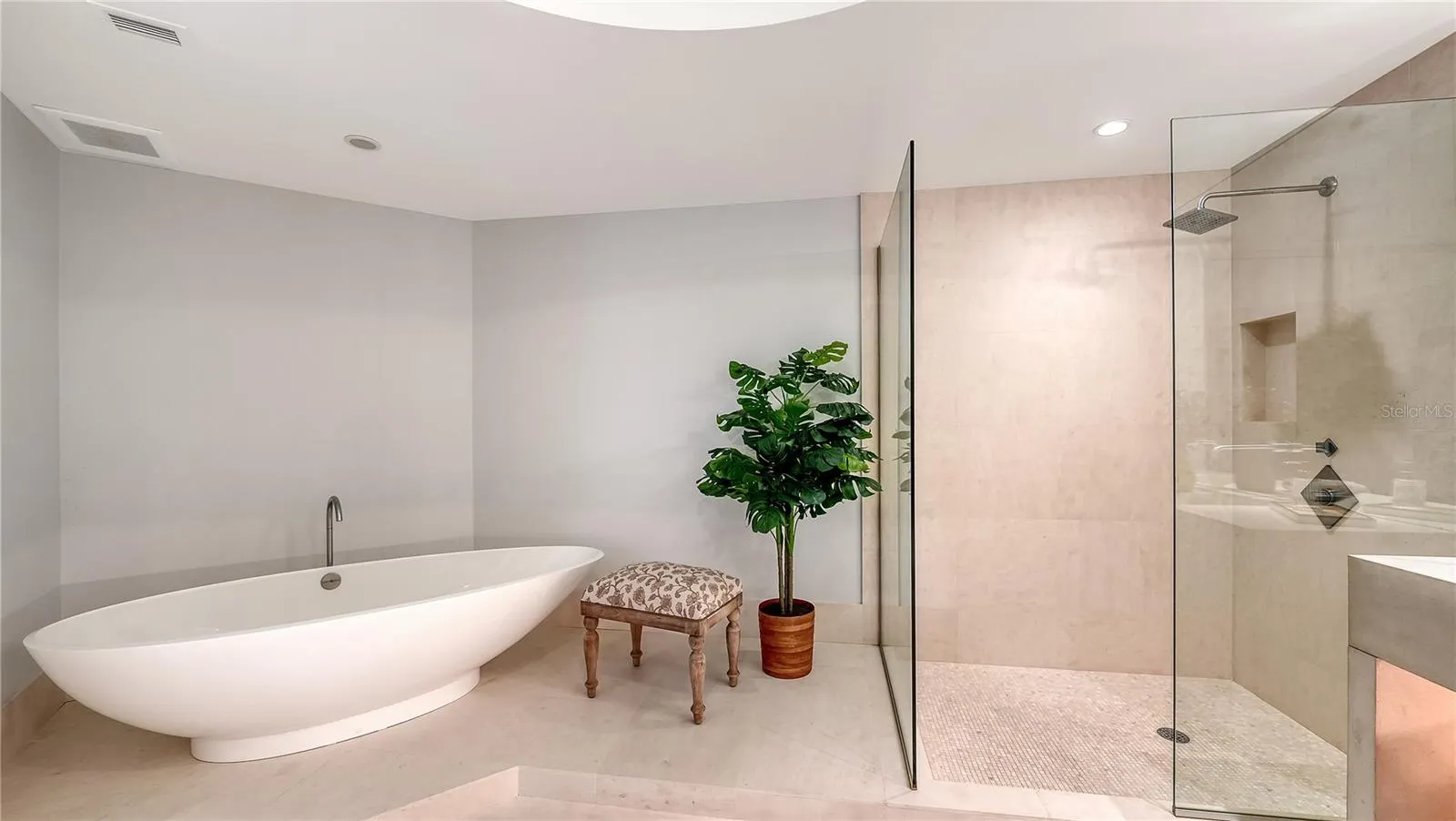 3010 GRAND BAY BLVD #416 #416