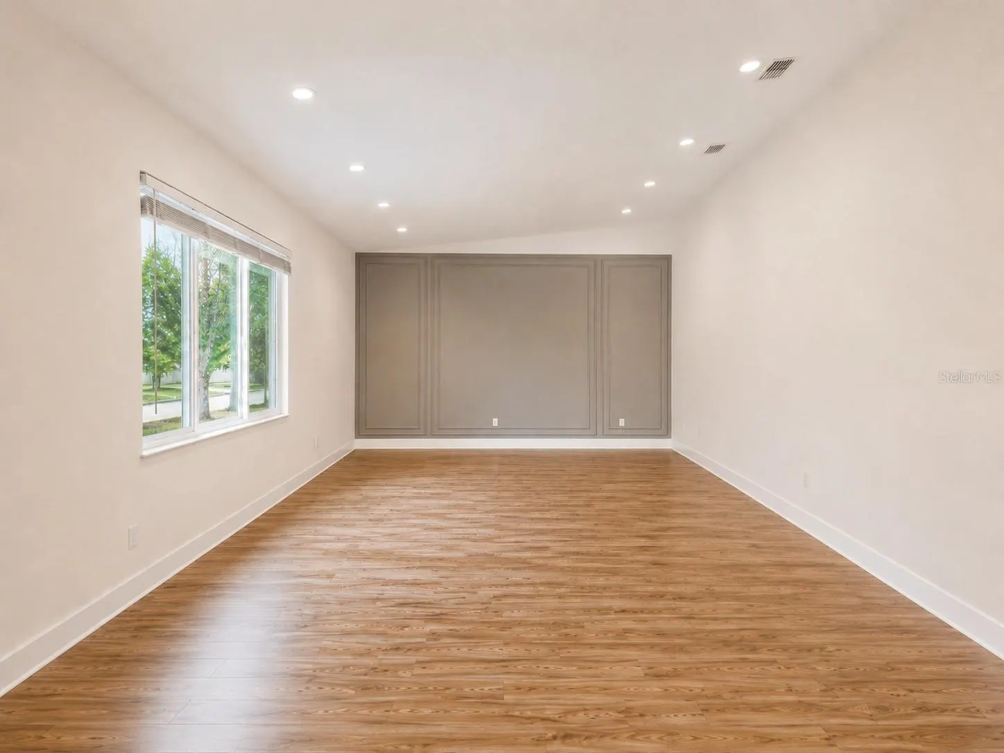 108 MISSION HILLS AVE