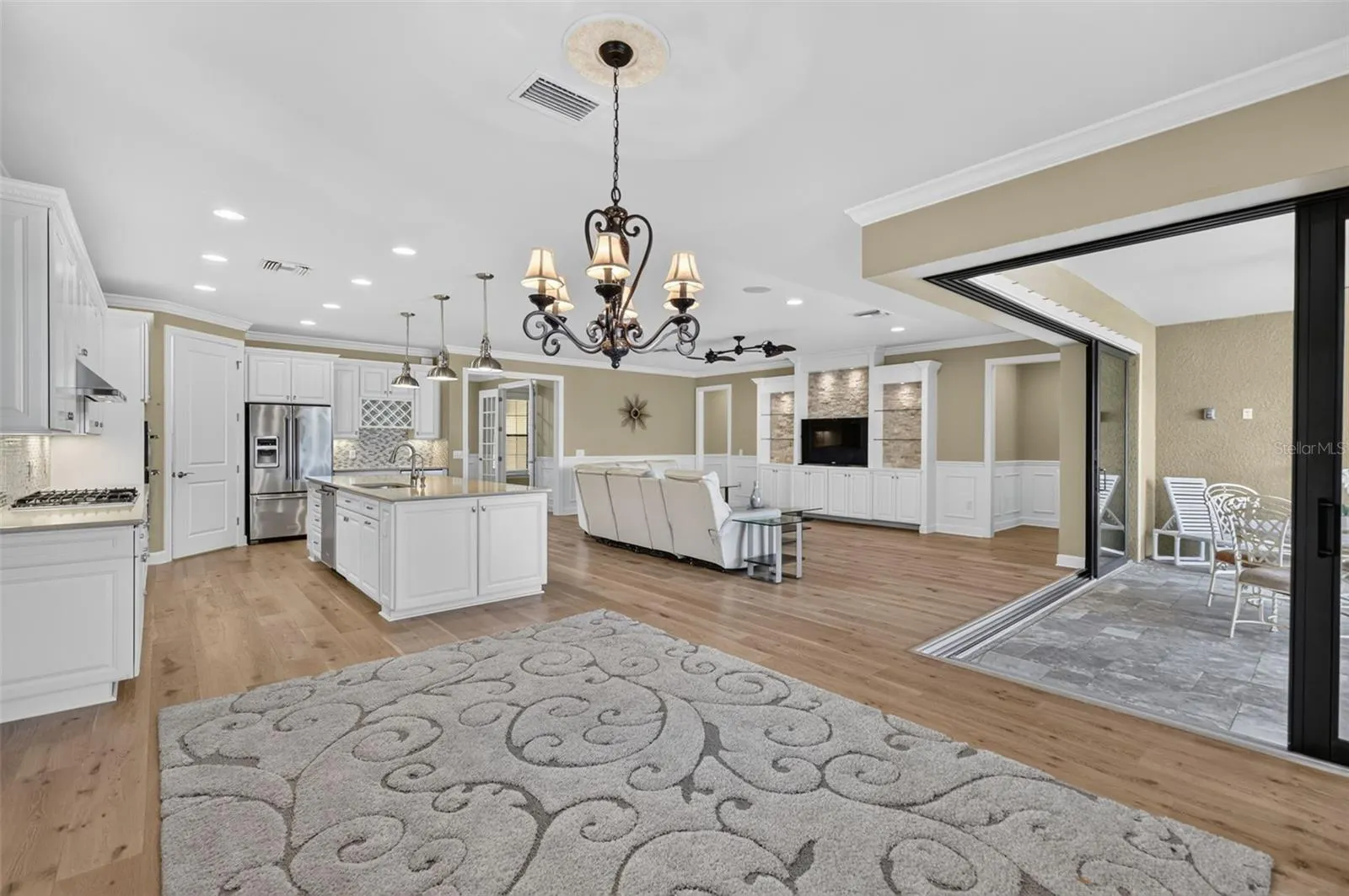 16927 WINTHROP PL