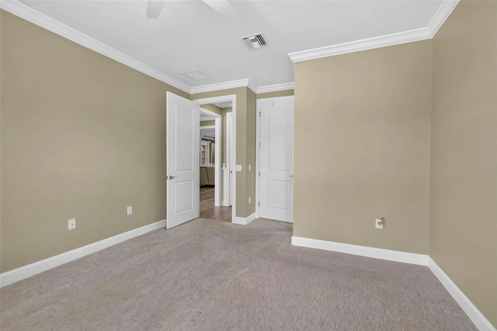 16927 WINTHROP PL