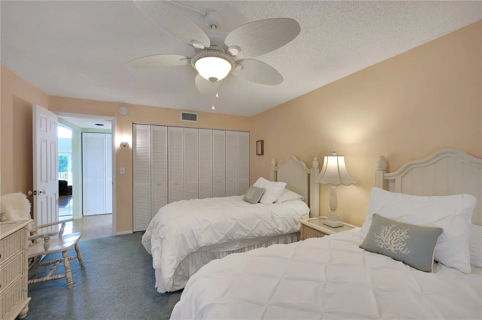 3803 E BAY DR #9 #9