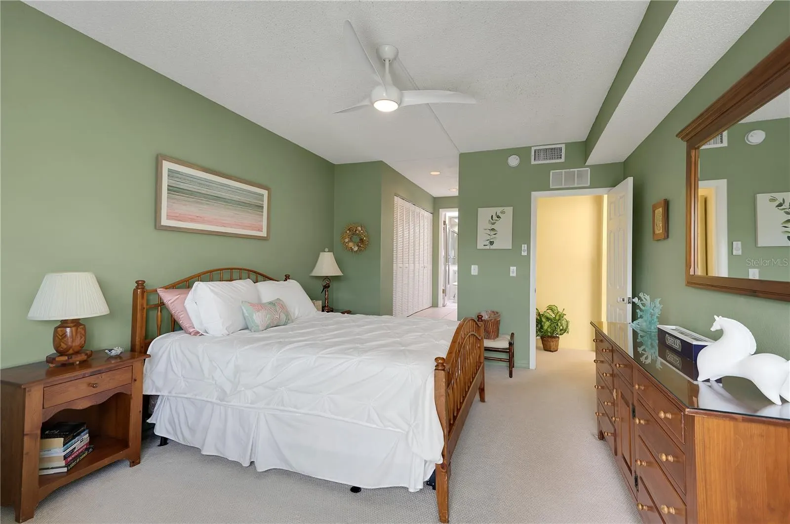 3803 E BAY DR #9 #9