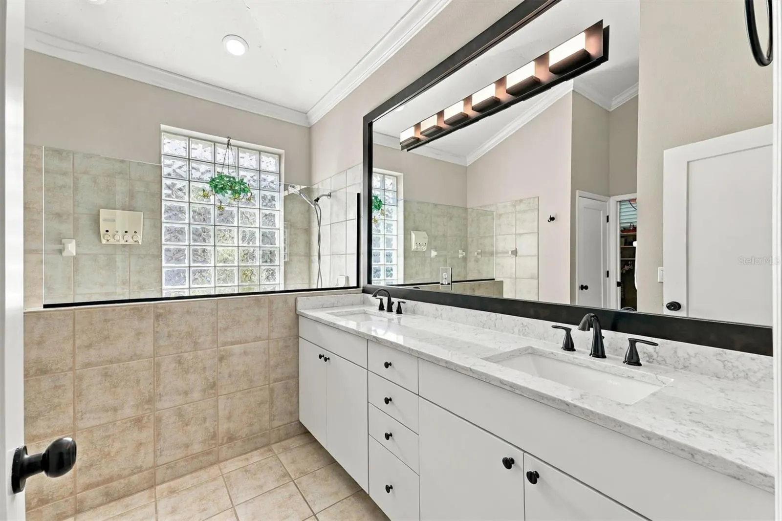 7808 HERITAGE CLASSIC CT