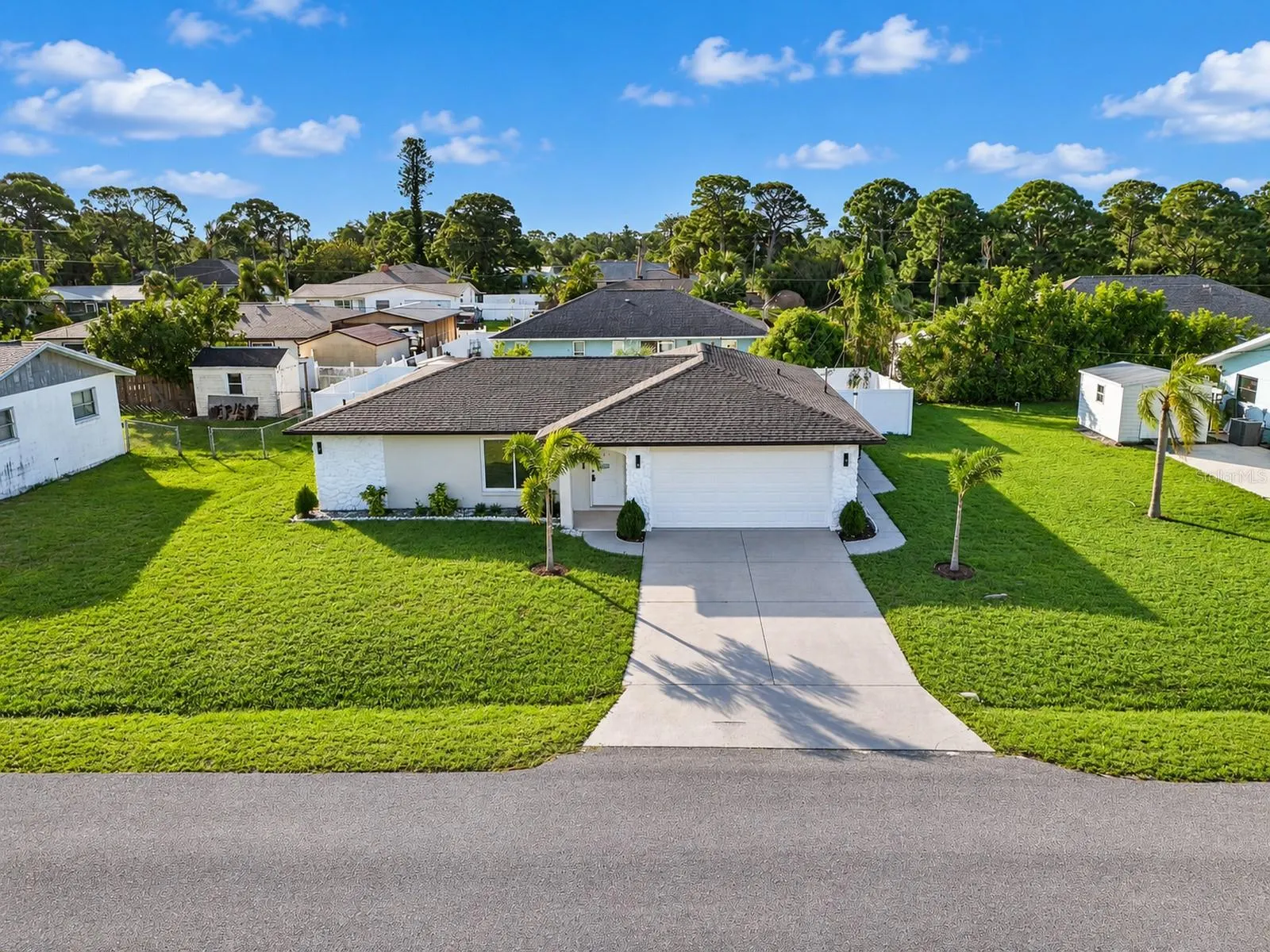 1461 ROYAL RD