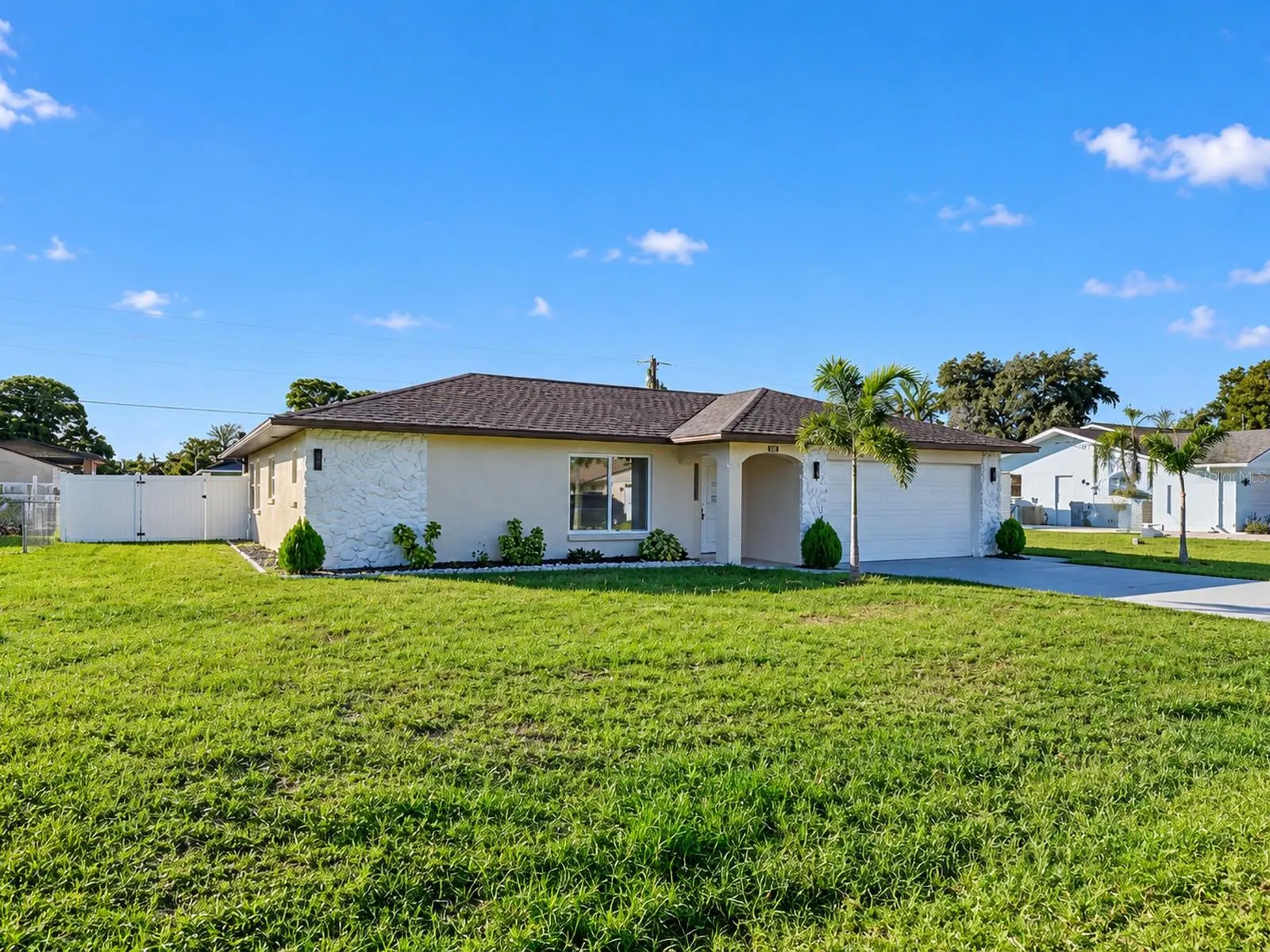 1461 ROYAL RD