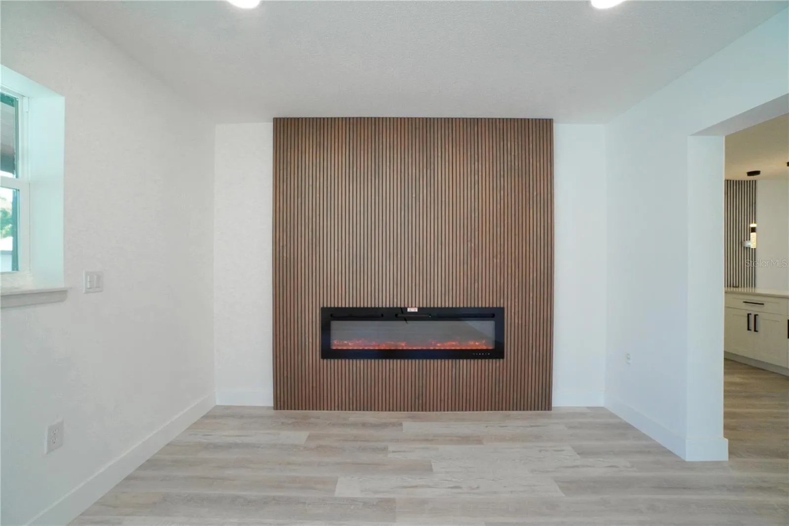 1461 ROYAL RD