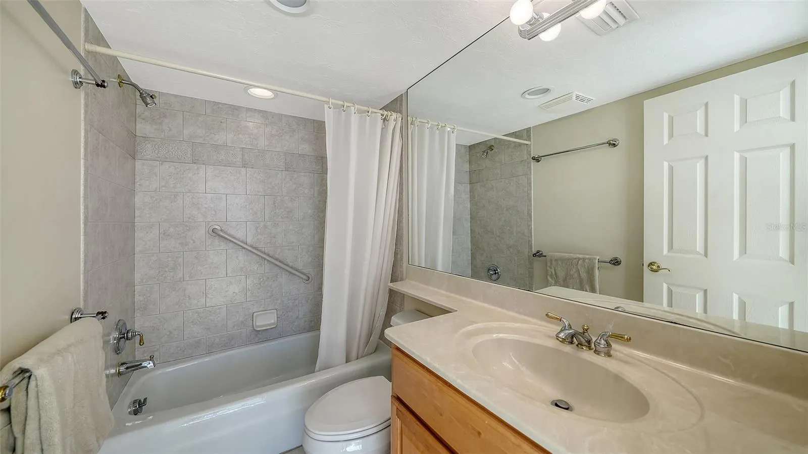 5300 OCEAN BLVD #301 #301
