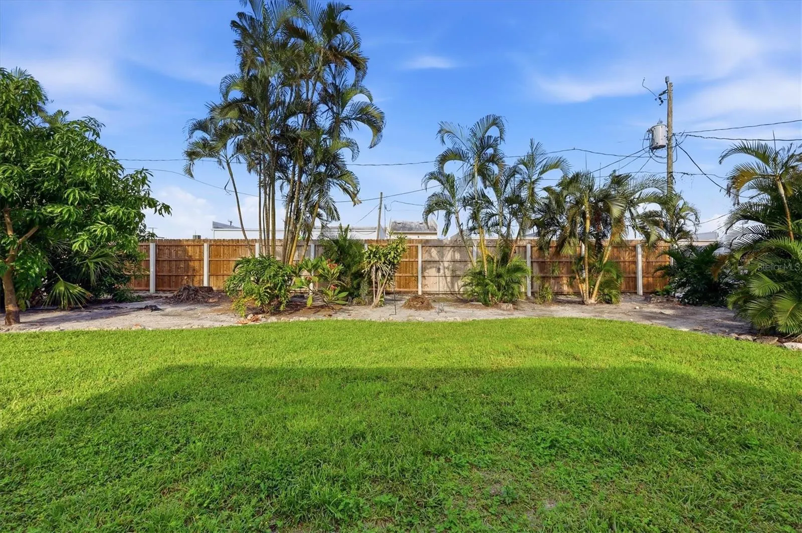 7313 STARFISH DR