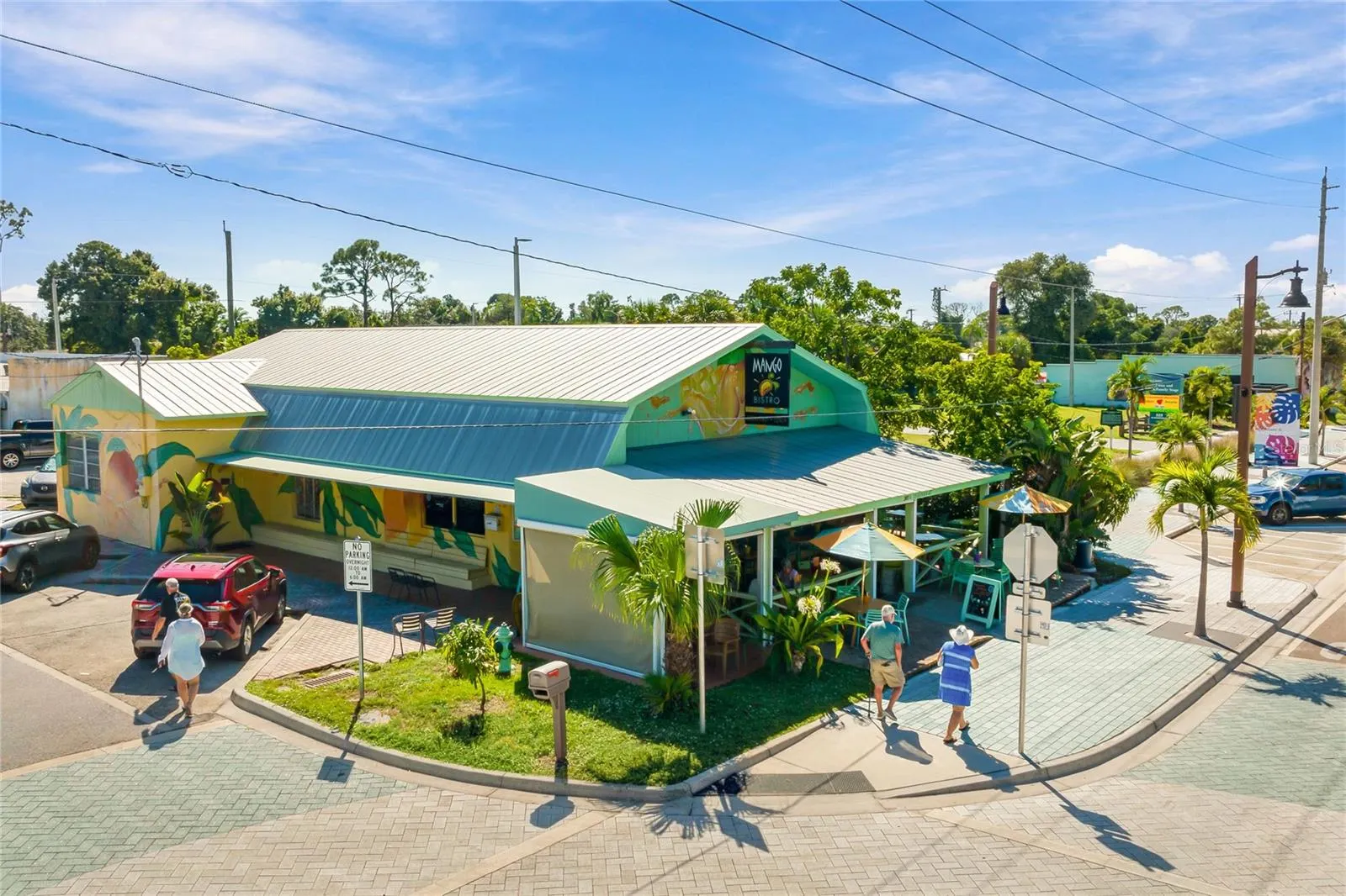 901 CHAPIN BLVD